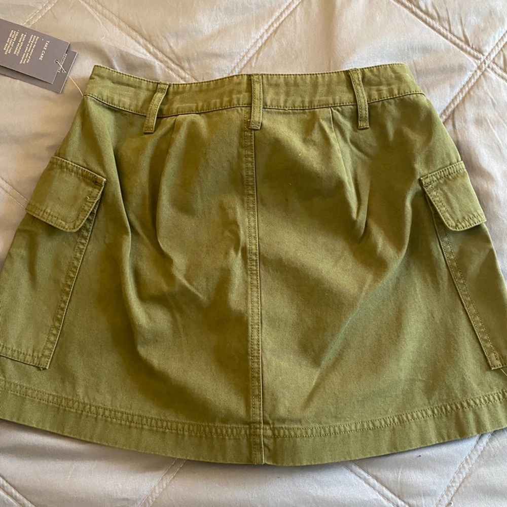 Universal Thread Cargo Mini Skirt. NWT. - Picture 2 of 4